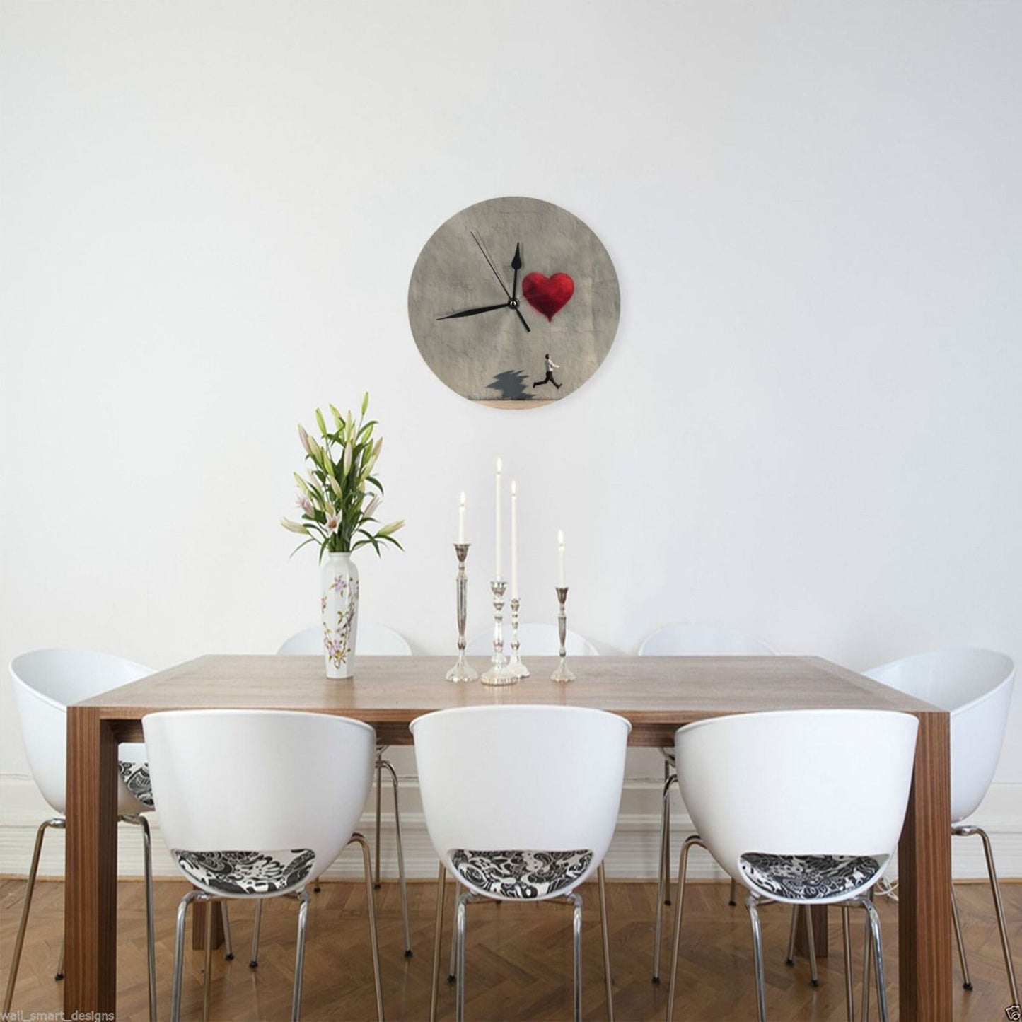 25cm Gray Wall Clock with Heart Balloon and Running Man | Modern Graffiti Art Silent Timepiece